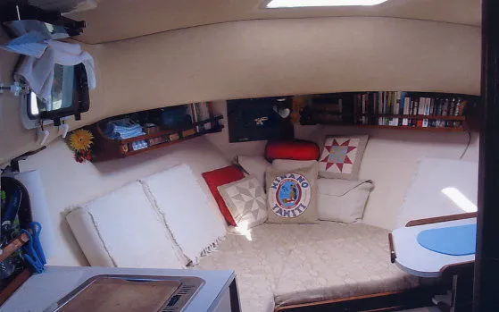 Slide: The Image of Albin 27 Family Cruiser 1984 - 2
