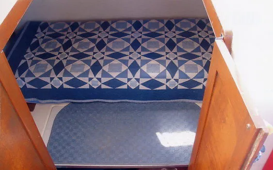 Slide: The Image of Albin 27 Family Cruiser 1984 - 7