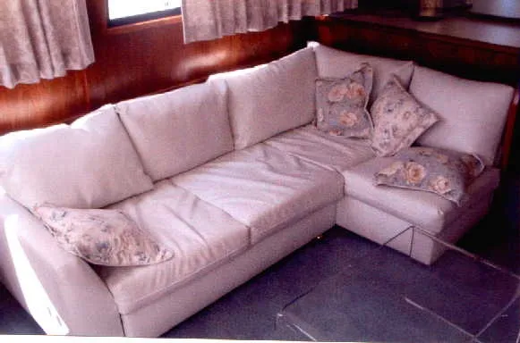 Slide: The Image of Californian 42 Motor Yacht 1987 - 4