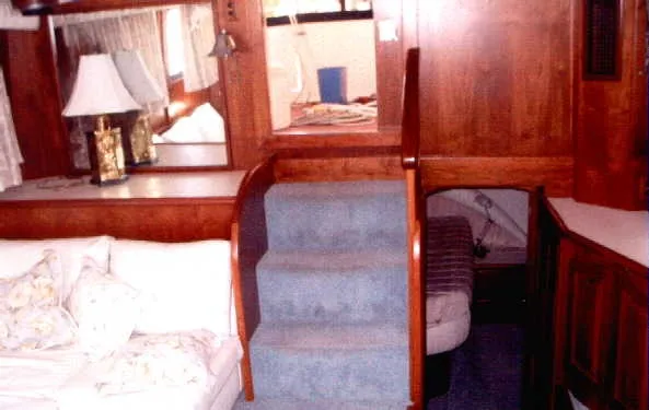 Slide: The Image of Californian 42 Motor Yacht 1987 - 5