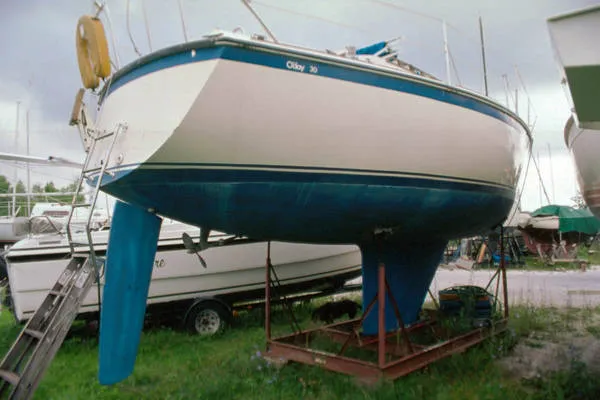 Slide: The Image of O'Day 30 1982 - 9