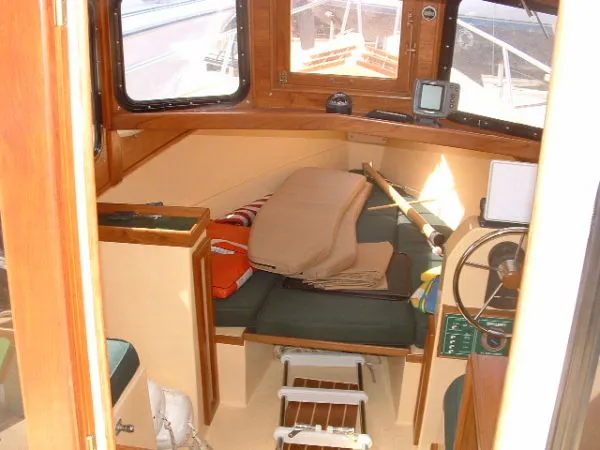 Slide: The Image of Nimble Vagabond Tropical 2003 - 3