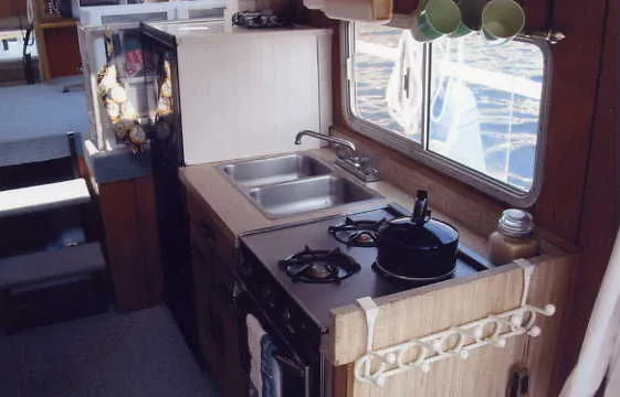 Slide: The Image of Gibson 36 1985 - 7