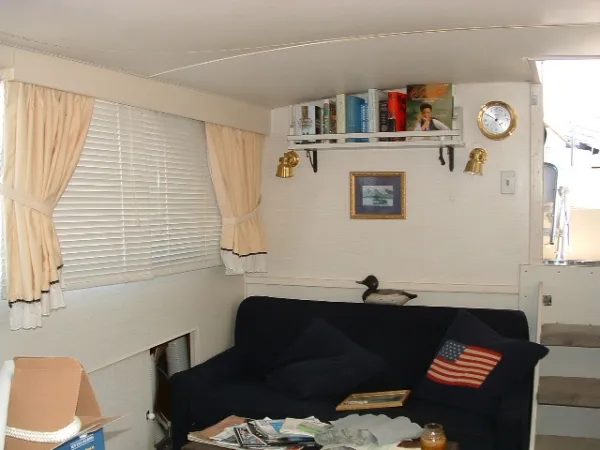 Slide: The Image of Chris-Craft Commander 1972 - 7