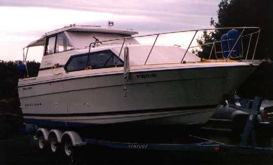 Slide: The Image of Bayliner 2859 Ciera Express 1997 - 0