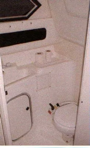Slide: The Image of Bayliner 2859 Ciera Express 1997 - 5