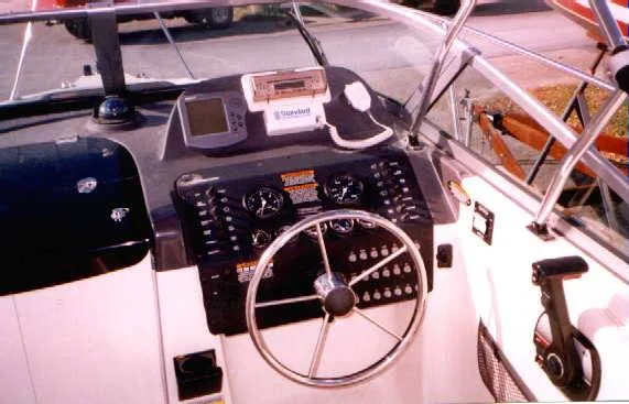 Slide: The Image of Bayliner 2052 Trophy 2001 - 1