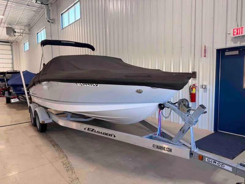 Slide: The Image of Chaparral 21 H2O Ski and Fish OB 2019 - 23