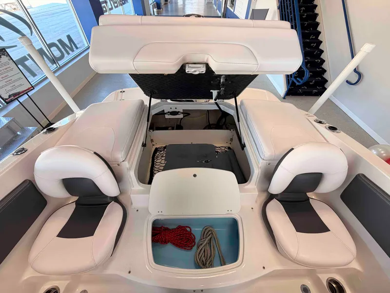 Slide: The Image of Chaparral H2O Ski and Fish OB 2019 - 20