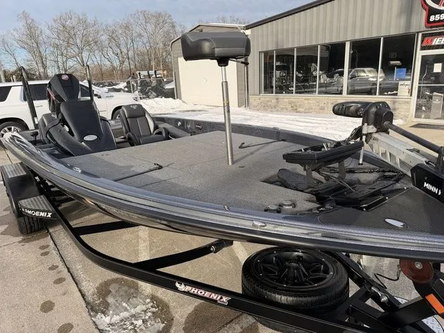 Slide: The Image of Phoenix Bass Boat 921 Elite 2023 - 11