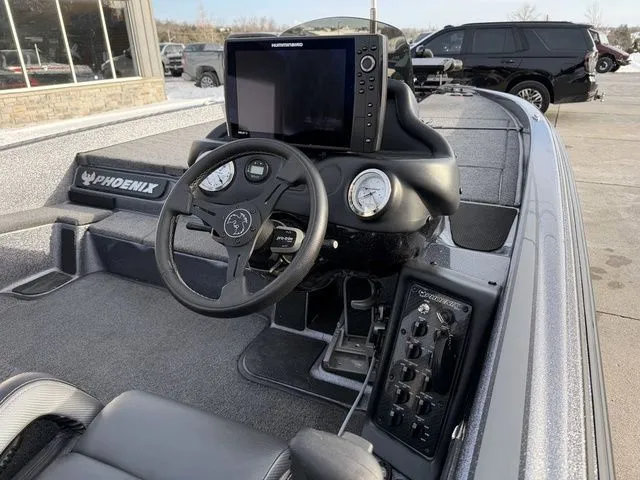 Slide: The Image of Phoenix Bass Boat 921 Elite 2023 - 6
