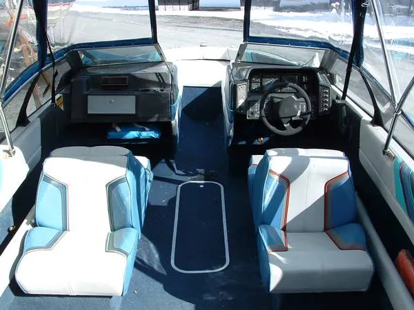 Slide: The Image of Bayliner 1950CX Capri B/R 1988 - 7