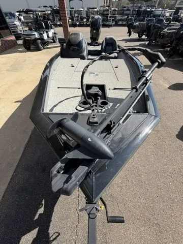 Slide: The Image of Tracker Pro Team 190 TX 2023 - 18