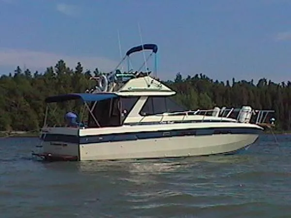 Slide: The Image of Chris-Craft 333 1985 - 0