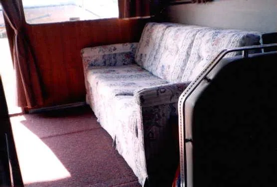 Slide: The Image of Chris-Craft 333 1985 - 7