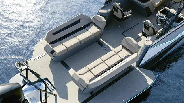 Slide: The Image of Flamingo Rove 26' 2026 - 5