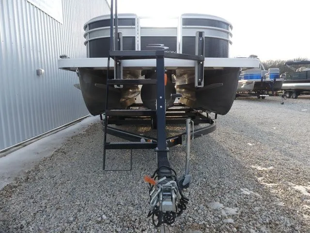 Slide: The Image of Bennington 22 SSRX 2020 - 9