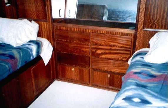 Slide: The Image of Hatteras Double Cabin Motor Yacht 1974 - 4