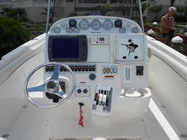 Slide: The Image of Wellcraft Scarab C/C Sport 2001 - 6