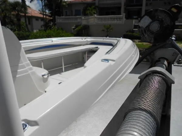 Slide: The Image of Wellcraft Scarab C/C Sport 2001 - 9