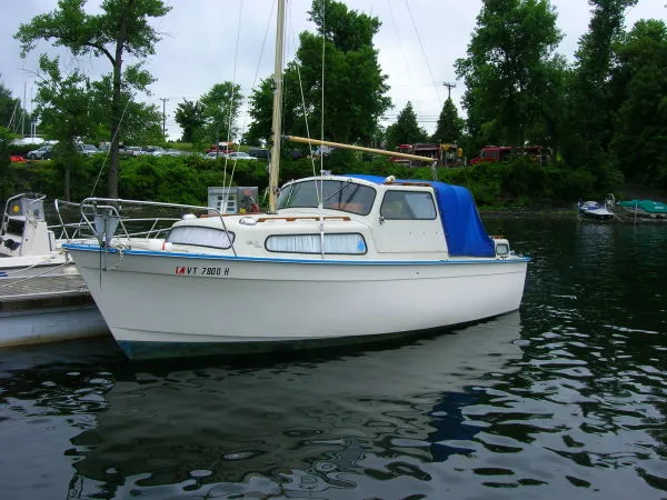 Slide: The Image of Albin 25 M/S 1976 - 0