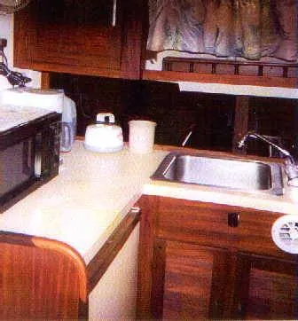 Slide: The Image of Mainship Mainship 1 1981 - 3