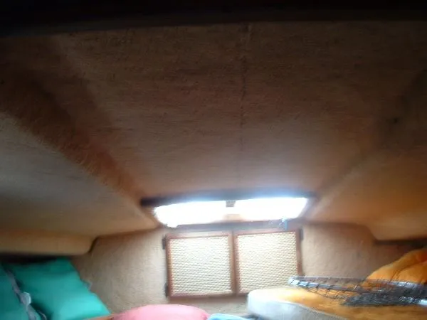Slide: The Image of Sea Ray SRV300 Weekender 1979 - 4