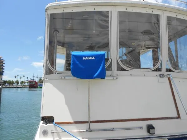 Slide: The Image of Atlantic Sundeck Motor Yacht 1990 - 4
