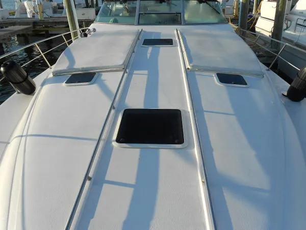 Slide: The Image of Sea Ray 440 Sundancer 1994 - 9