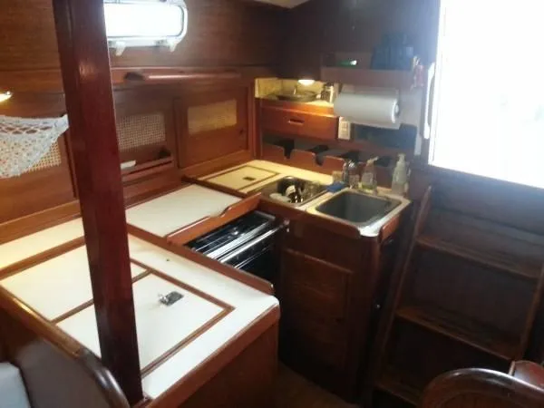 Slide: The Image of Tartan Sloop 1984 - 3