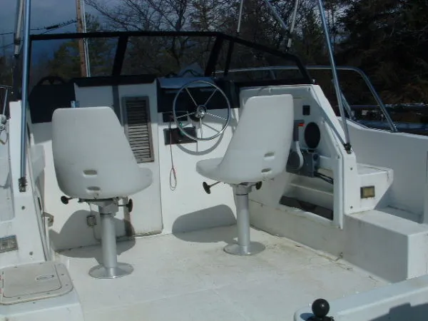 Slide: The Image of Bayliner 2002 Trophy 1994 - 5
