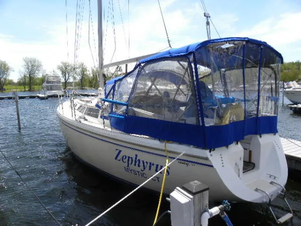 Slide: The Image of Catalina 36 Mk II Tall rig 1990 - 0