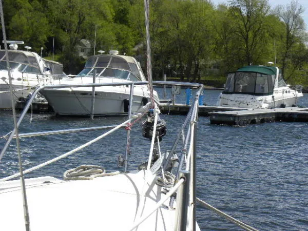 Slide: The Image of Catalina 36 Mk II Tall rig 1990 - 2