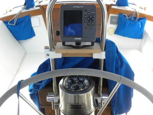 Slide: The Image of Catalina 36 Mk II Tall rig 1990 - 5
