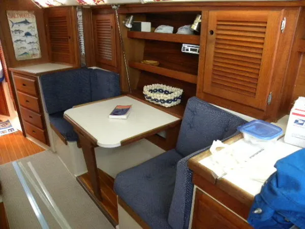 Slide: The Image of Catalina 36 Mk II Tall rig 1990 - 8
