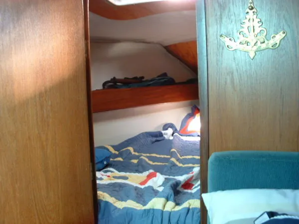 Slide: The Image of Beneteau First 32 1984 - 5