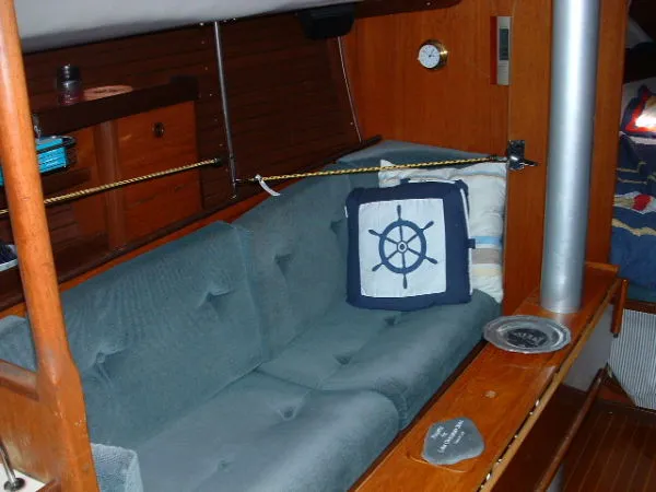 Slide: The Image of Beneteau First 32 1984 - 8