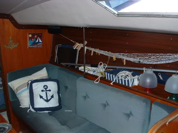 Slide: The Image of Beneteau First 32 1984 - 9