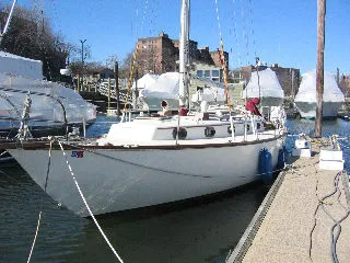 Slide: The Image of Cape Dory 36 1981 - 1