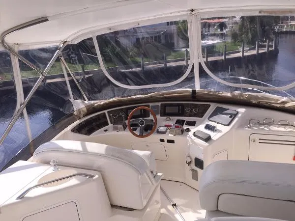 Slide: The Image of Sea Ray 480 Sedan Bridge 1998 - 4