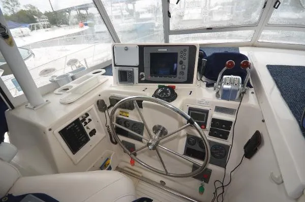 Slide: The Image of Endeavour Catamaran Corp Trawlercat 36 2000 - 8