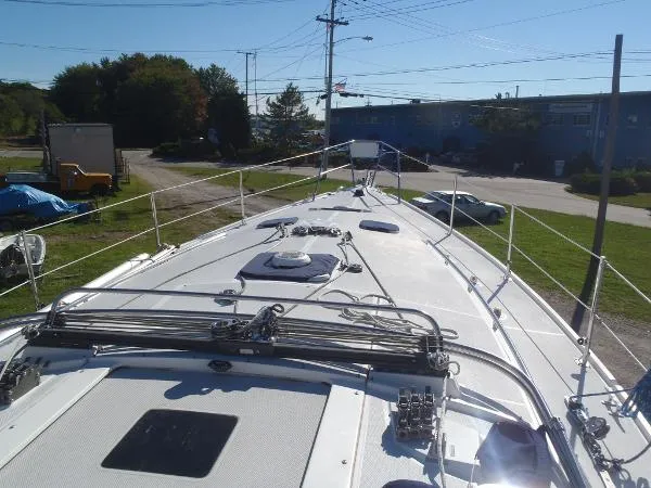 Slide: The Image of Catalina 36 Mark II Tall Rig 2000 - 2