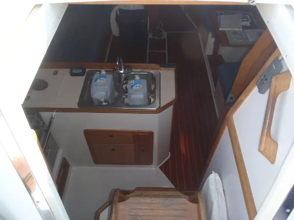Slide: The Image of Catalina 36 Mark II Tall Rig 2000 - 4