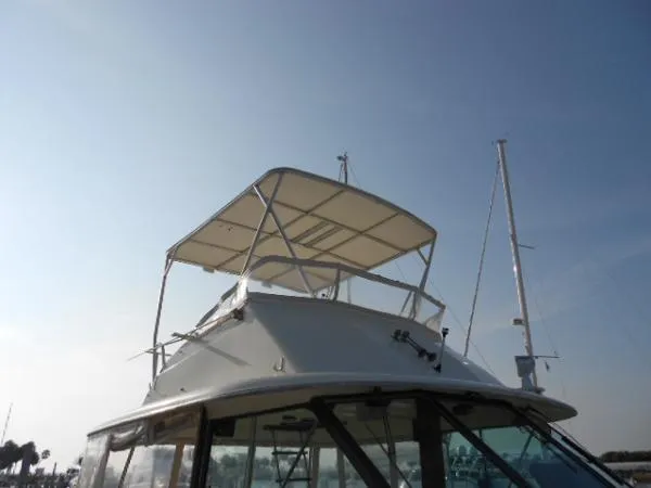 Slide: The Image of Hatteras 43 Double Cabin 1978 - 8