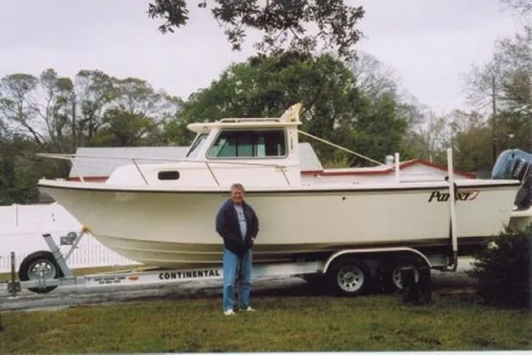 Slide: The Image of Parker Marine 2320 SL Sport Cabin 2006 - 2