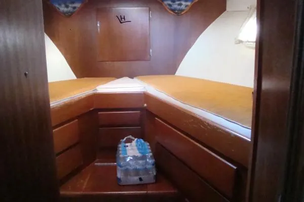 Slide: The Image of Hatteras Double Cabin 1964 - 11