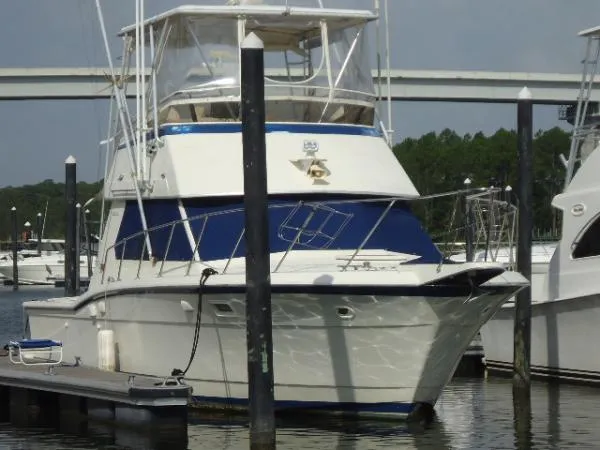 Slide: The Image of Hatteras 36 Sport Fisherman 1984 - 0