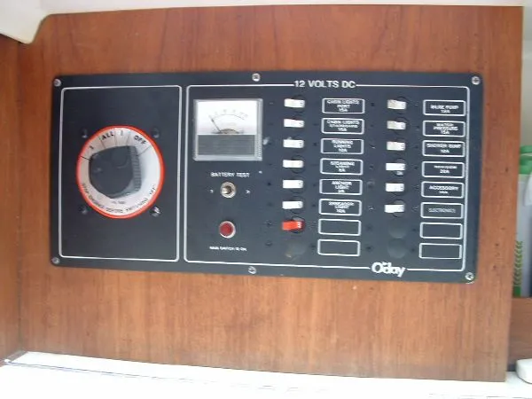 Slide: The Image of O'Day 31 1985 - 9