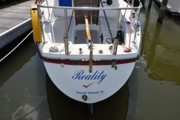 Slide: The Image of Pearson Sloop 1975 - 5