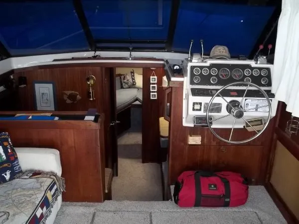 Slide: The Image of Trojan Sedan/Fly-bridge Cruiser 1979 - 8